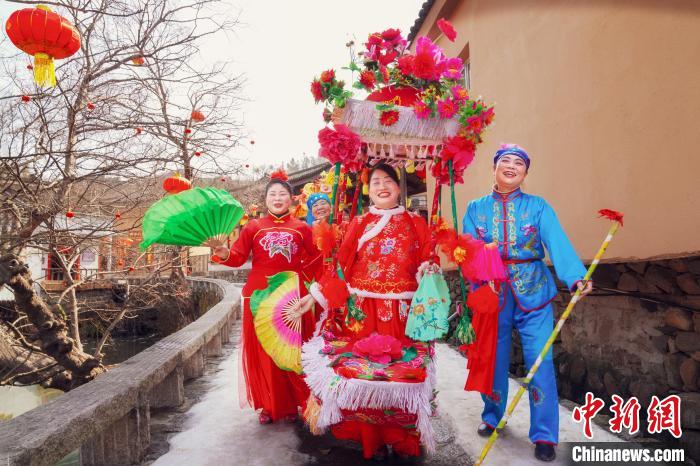 鼎点娱乐官方：锦绣中国年｜河南新县：欢天喜地闹新春