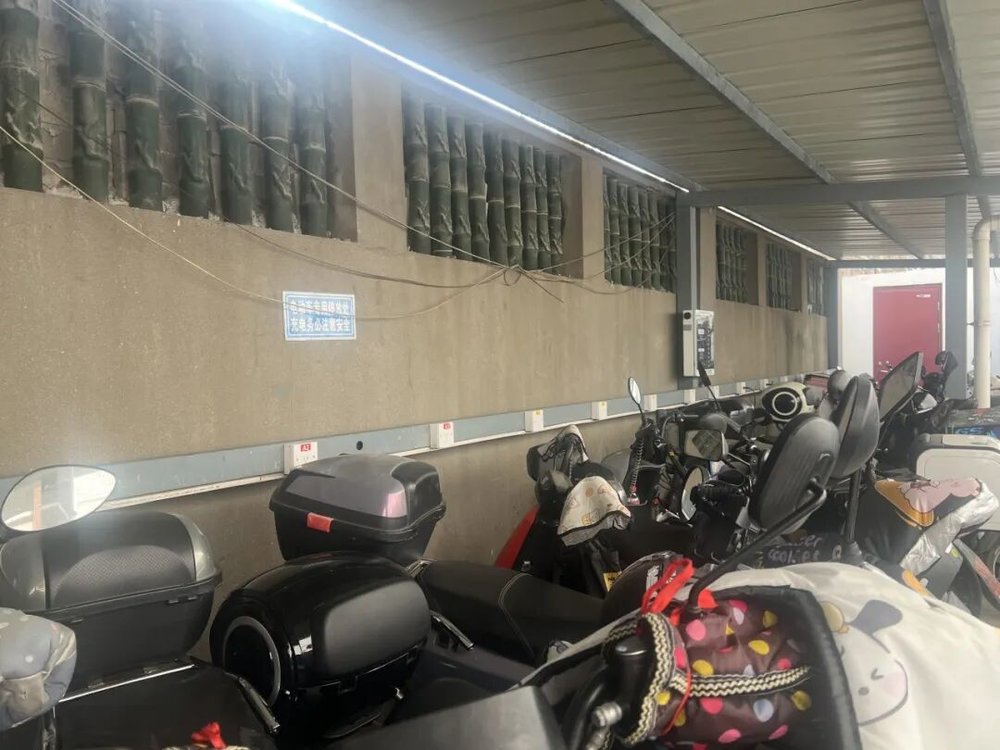 腾讯分分彩：3.8亿车主的焦虑：电量仅剩10%，充电桩在哪？